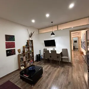  Appartement Marias In Blloku, Albanië