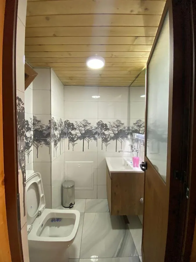 Guest House Kukaj Valbone 0*,