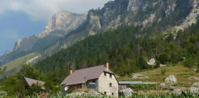 Guest House Kukaj Valbone 0*,